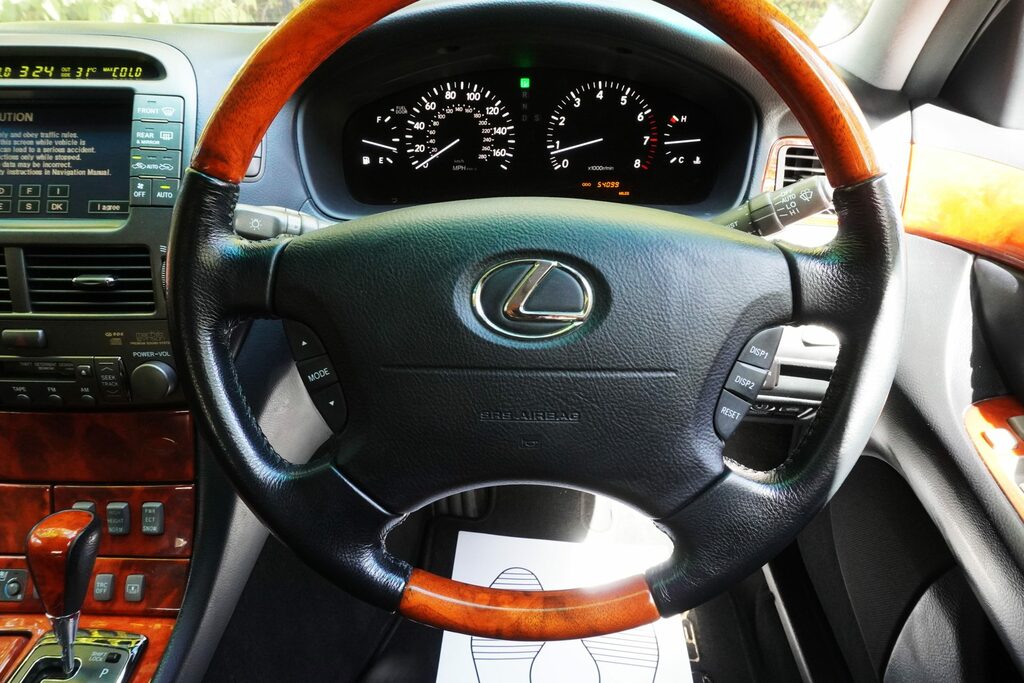 Lexus LS  Brown #34