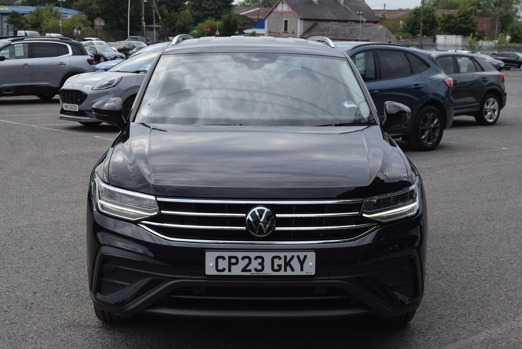 Volkswagen Tiguan Allspace 2.0 Tdi Life Dsg Black #5