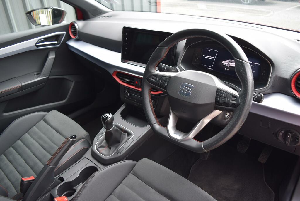 Seat Ibiza 1.0 Tsi 110 Fr Sport YT22XMK Red #3