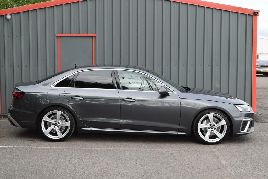 Audi A4 35 Tdi S Line S Tronic LL73CWE Grey #2