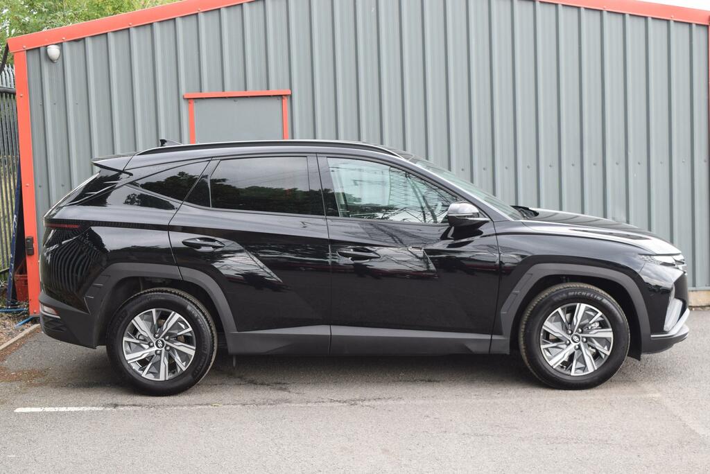 Hyundai Tucson 1.6 Tgdi Se Connect 2Wd AMZ3796 Black #2