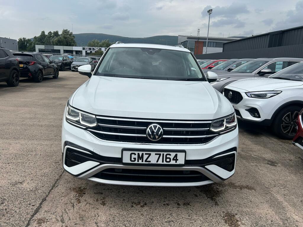 Volkswagen Tiguan Allspace 1.5 Tsi Elegance Dsg GMZ7164 White #3