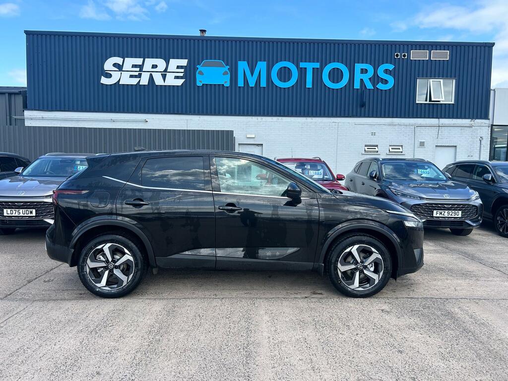 Nissan Qashqai 1.3 Dig-t Mh N-connecta WGZ7507 Black #2