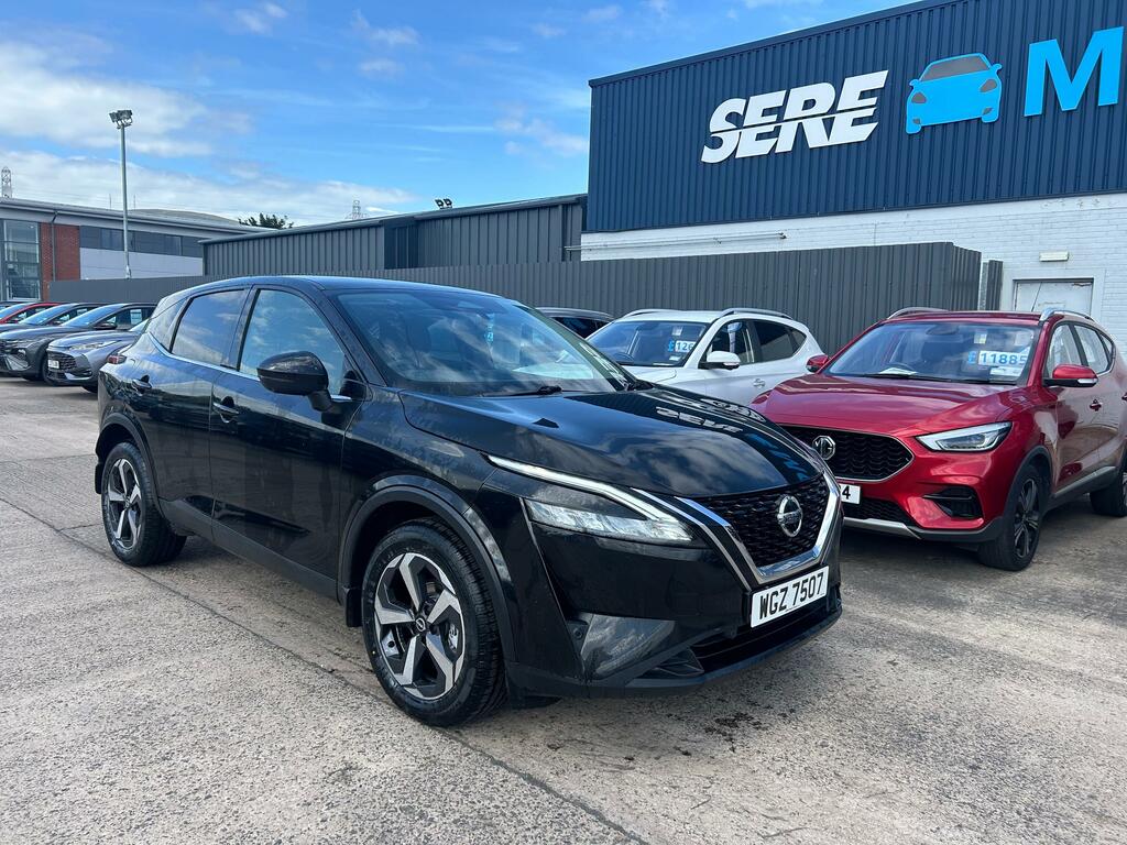 Nissan Qashqai 1.3 Dig-t Mh N-connecta WGZ7507 Black