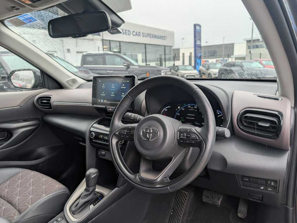 Toyota Yaris Cross 1.5 Hybrid Excel Cvt LS23KWY Grey #3