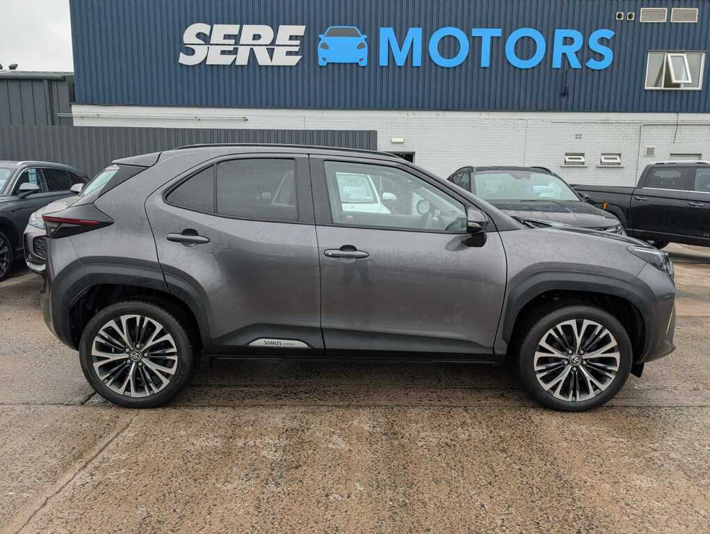 Toyota Yaris Cross 1.5 Hybrid Excel Cvt LS23KWY Grey #2
