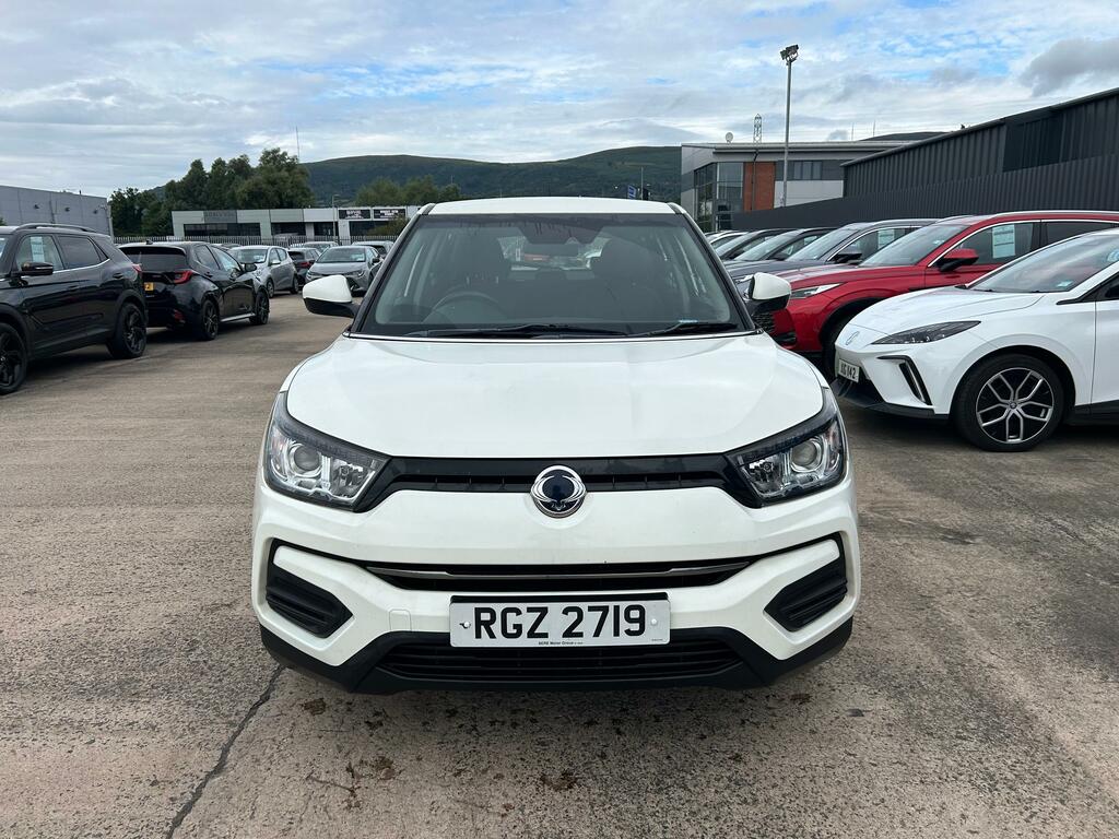 SsangYong Tivoli 1.6 Se White #3