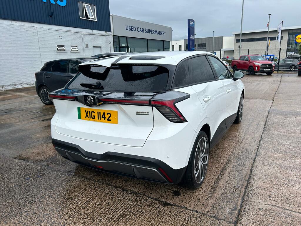 MG MG4 150Kw Trophy Ev Long Range 64Kwh White #4
