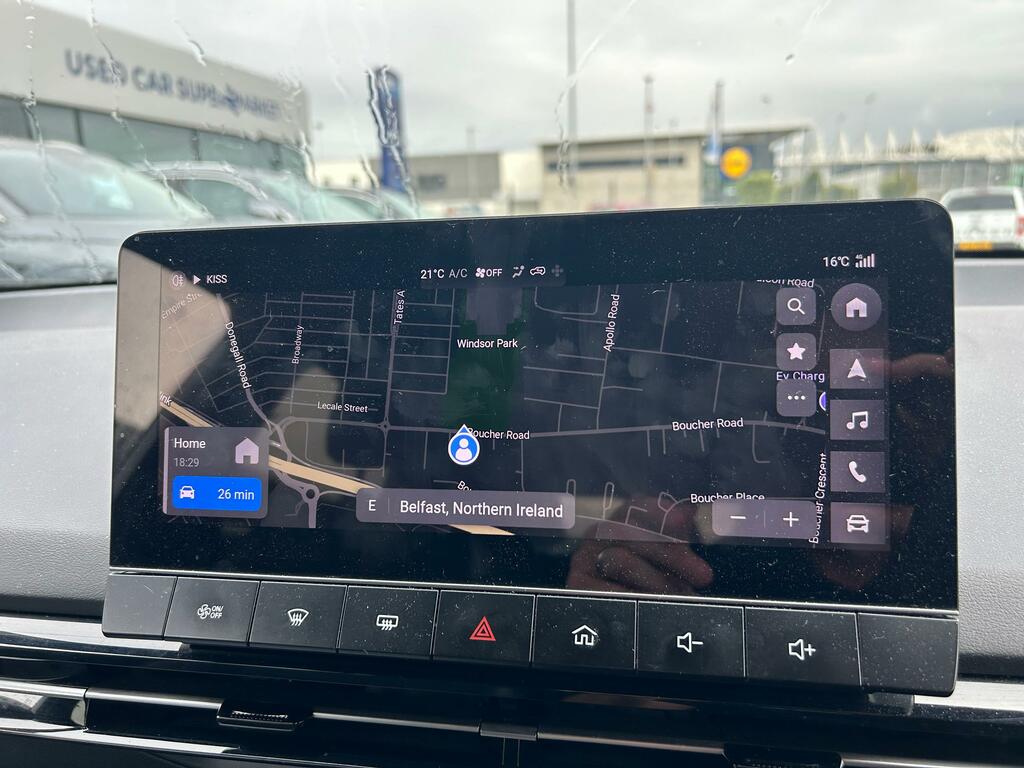 MG MG4 150Kw Trophy Ev Long Range 64Kwh White #6