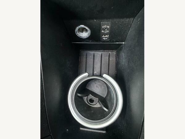 BMW i3 2015 Hatchback Plug-in Hybrid Euro White #21