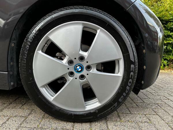 BMW i3 2015 Hatchback Plug-in Hybrid Euro White #30