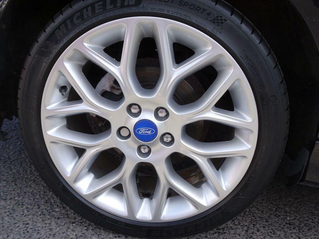 Ford Focus 1.6 Tdci Zetec S Euro 5 S S Black #4