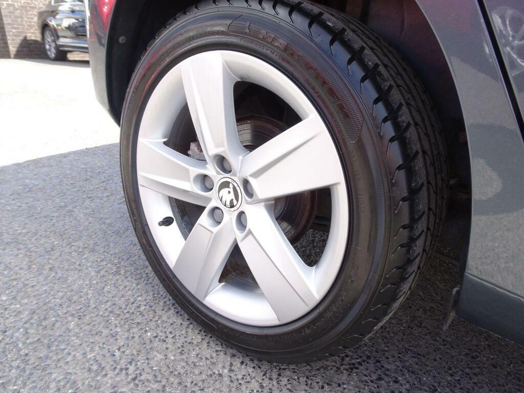 Skoda Fabia 1.2 Tsi Se L Euro 6 S S Grey #4