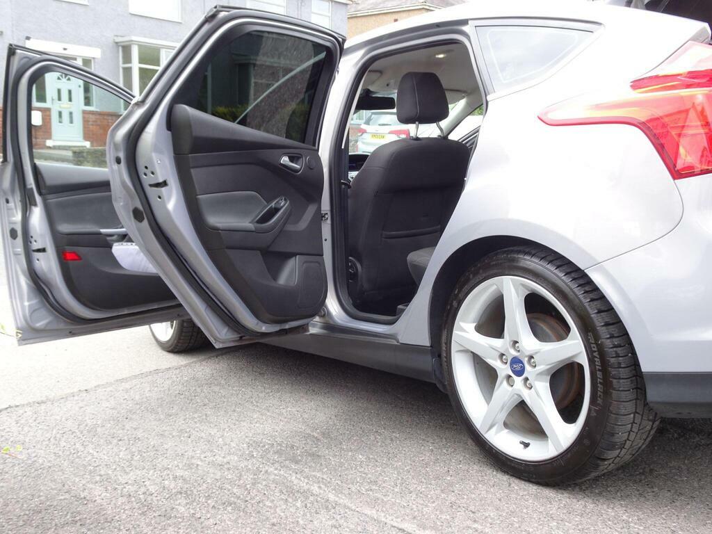 Ford Focus 1.6 Tdci 115 Zetec 17Alloys Inc, Full-service  #31