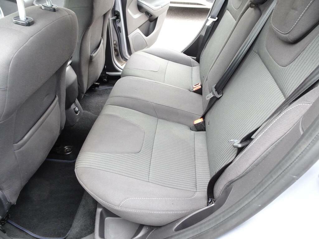 Ford Focus 1.6 Tdci 115 Zetec 17Alloys Inc, Full-service  #21