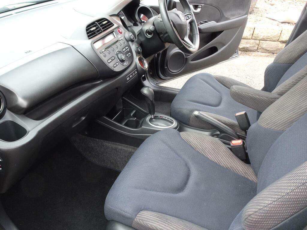 Honda Jazz 1.4 I-vtec Es Plus Cvt Euro 5 Grey #3