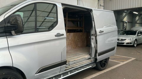 Ford Transit Custom Minibus 17 Seat Tdci 460 Tdci 125 Ps Xlwb High Roo #7