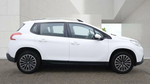 Peugeot 2008 1.2 Puretech Active White #6