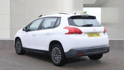 Peugeot 2008 1.2 Puretech Active White #5