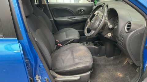 Nissan Micra Micra Visia Red #10