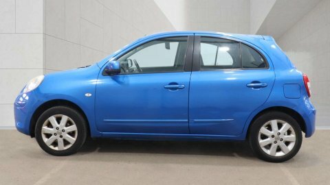 Nissan Micra Micra Visia Red #6