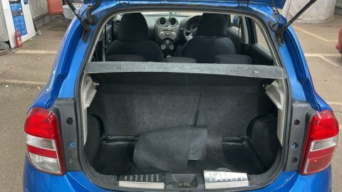 Nissan Micra Micra Visia Red #9