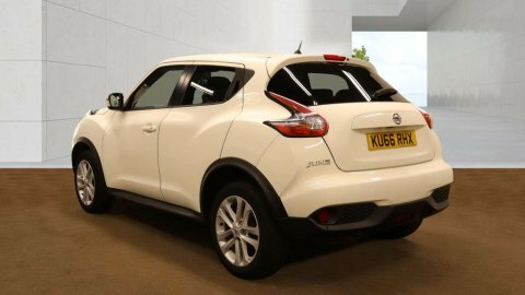 Nissan Juke 1.2L N-connecta Dig-t 115 Bhp White #7