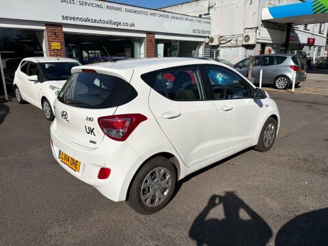 Hyundai I10 1.2 Se Hatchback White #3