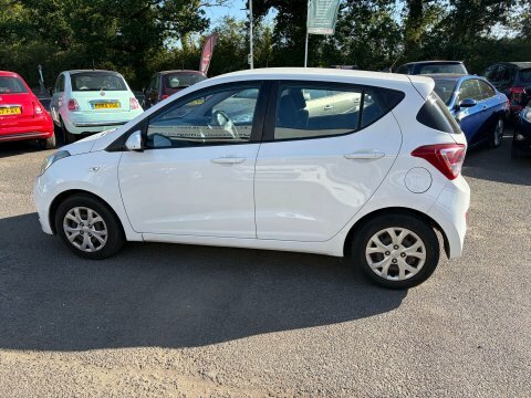 Hyundai I10 1.2 Se Hatchback White #6