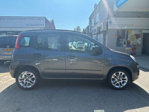 Fiat Panda 1.2 Lounge Hatchback Euro 6 69 Red #5