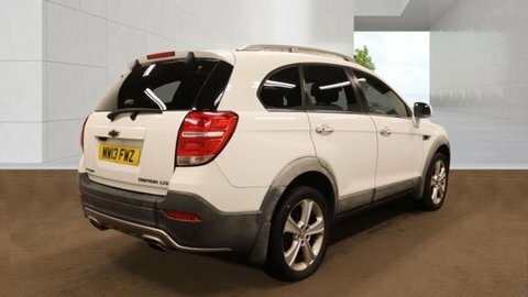 Chevrolet Captiva 2.2 Vcdi Ltz MW13FWZ White #6