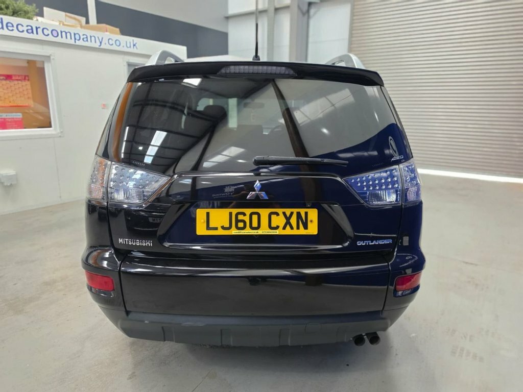 Mitsubishi Outlander 2.2L Juro Black #3