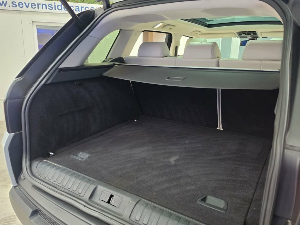 Land Rover Range Rover Sport 3L Hse UHZ8889 White #4