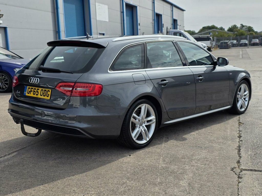 Audi A4 Avant 2L S Line Grey #3