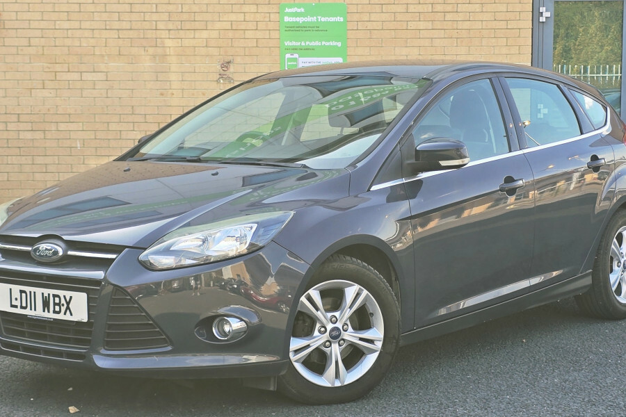 Ford Focus 1.6 Tdci Titanium 109 Bhp 35 A Year Road Tax Silver #2