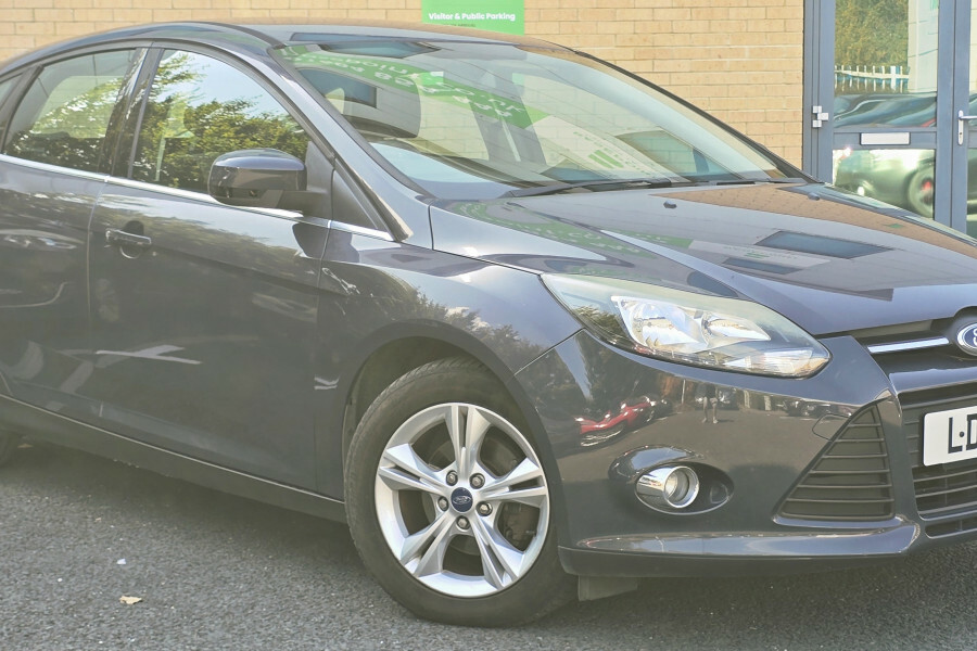 Ford Focus 1.6 Tdci Titanium 109 Bhp 35 A Year Road Tax Silver #1