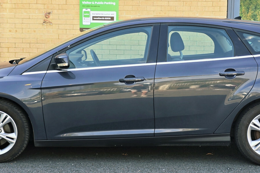 Ford Focus 1.6 Tdci Titanium 109 Bhp 35 A Year Road Tax Silver #6