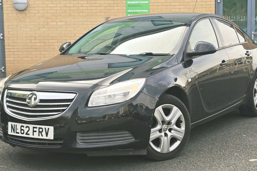Vauxhall Insignia Saloon Black #2