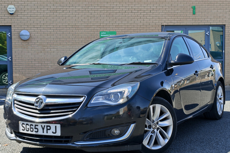 Vauxhall Insignia Saloon Black #2