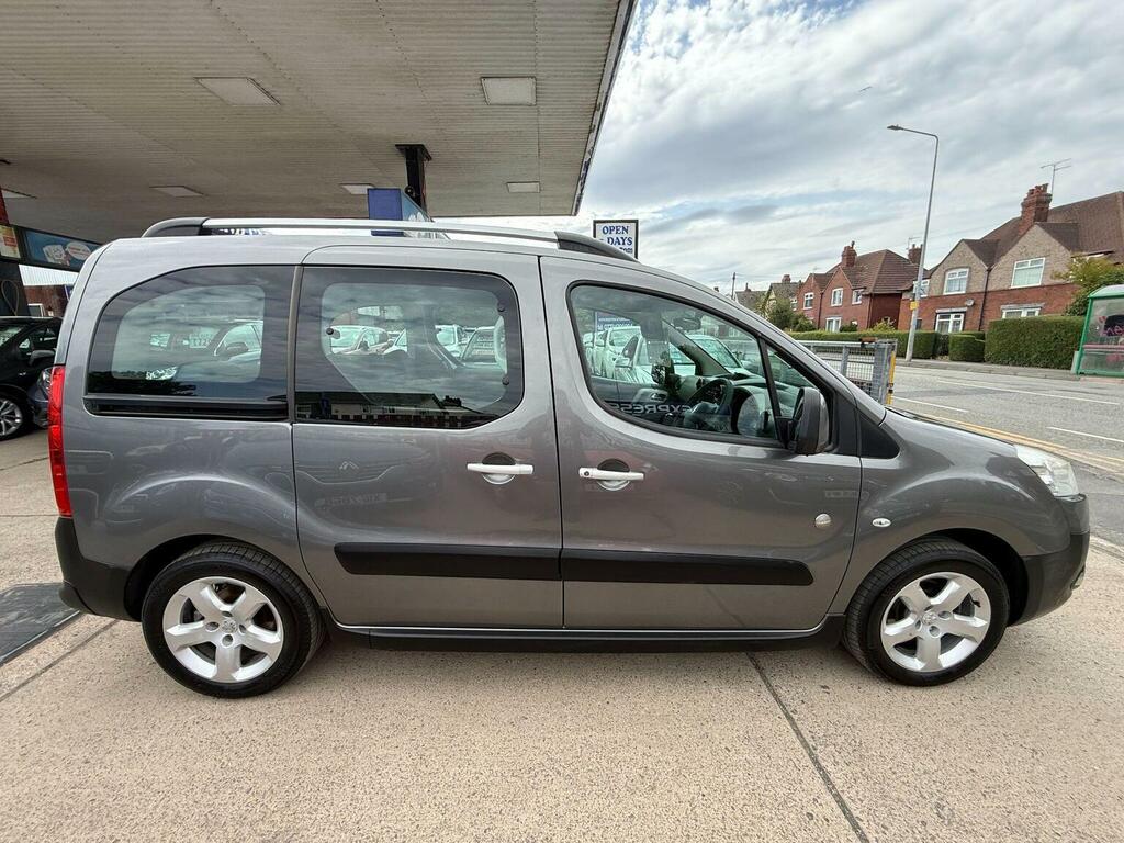 Peugeot Partner Tepee 1.6 Hdi 8V Tepee Outdoor Grey #2