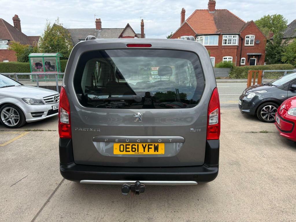 Peugeot Partner Tepee 1.6 Hdi 8V Tepee Outdoor Grey #22