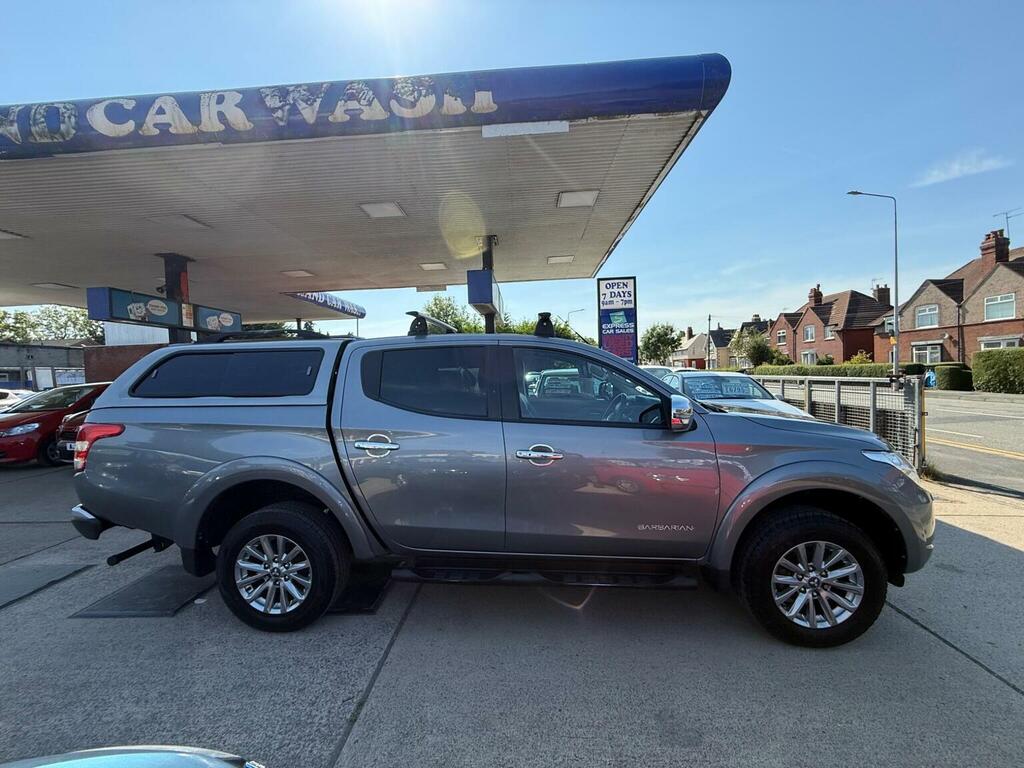 Mitsubishi L200 2.4 Di-d Dc Barbarian 4Wd Euro 5 Grey #2