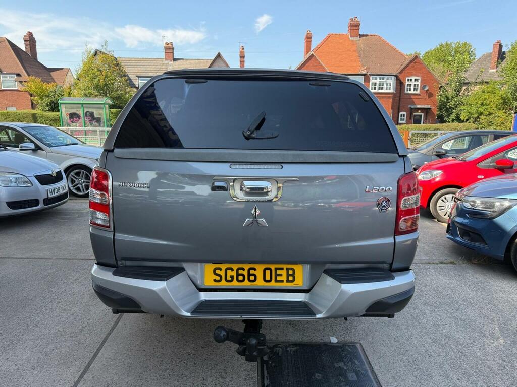 Mitsubishi L200 2.4 Di-d Dc Barbarian 4Wd Euro 5 Grey #4