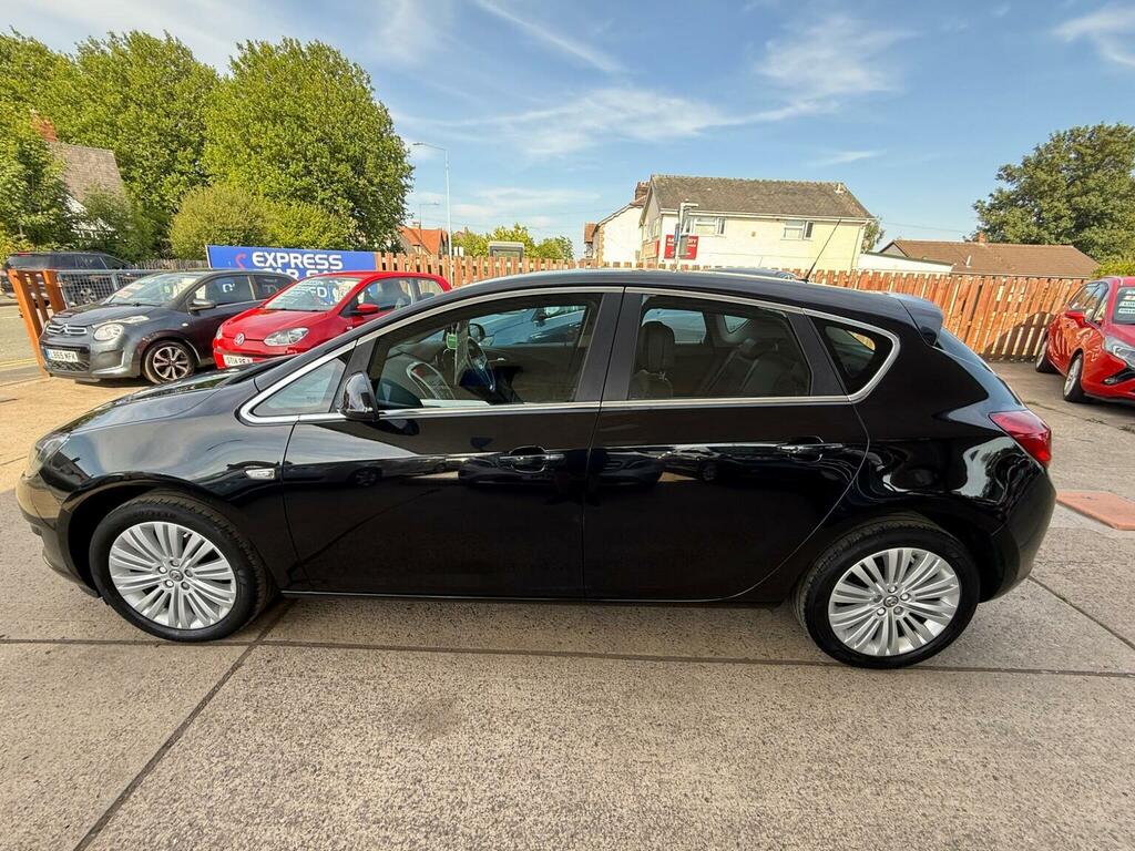 Vauxhall Astra 1.4I Excite Euro 6 Black #4