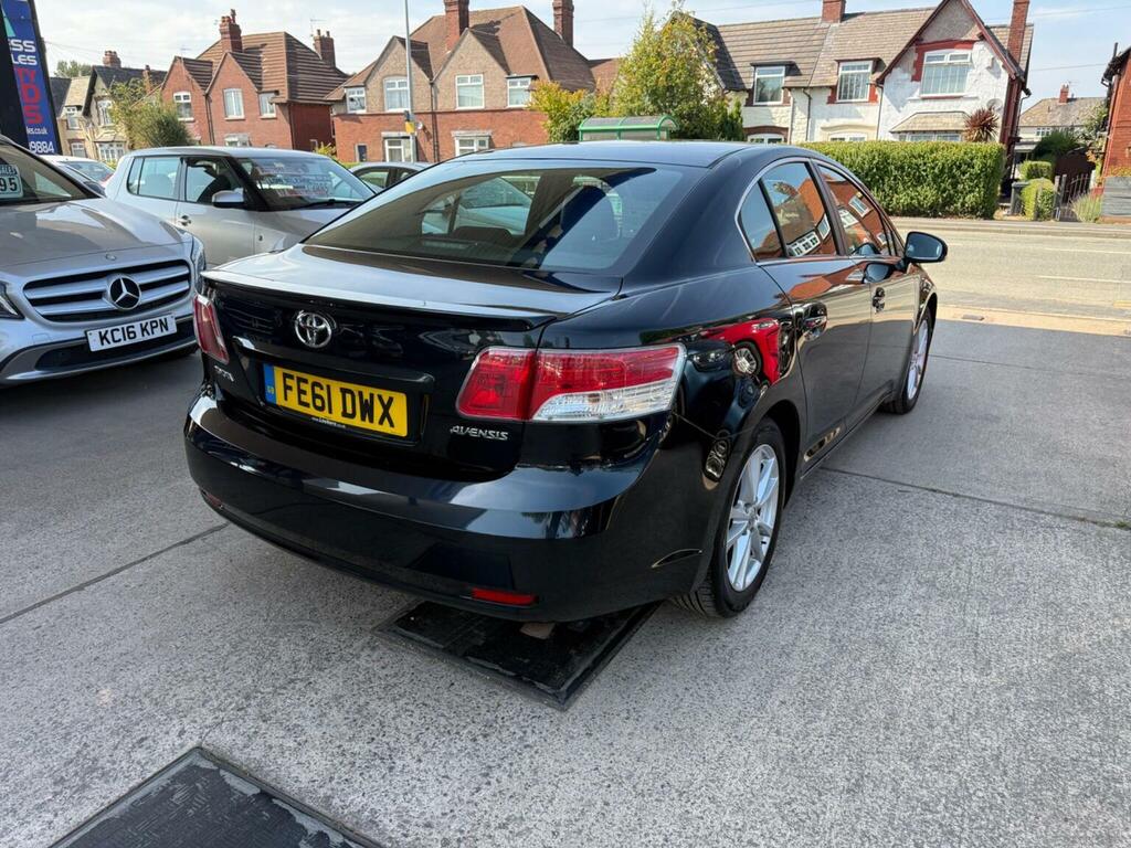 Toyota Avensis 2.0 D-4d Tr Euro 5 Grey #3