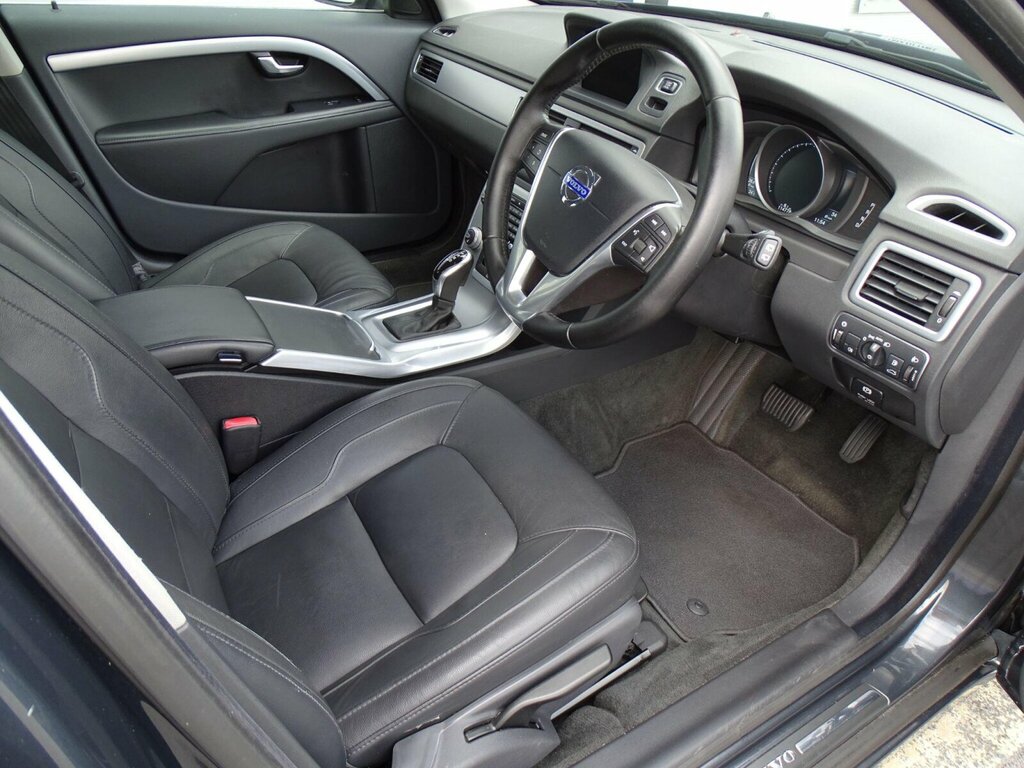 Volvo V70 2.0 D4 Se Lux Euro 6 Ss Silver #24