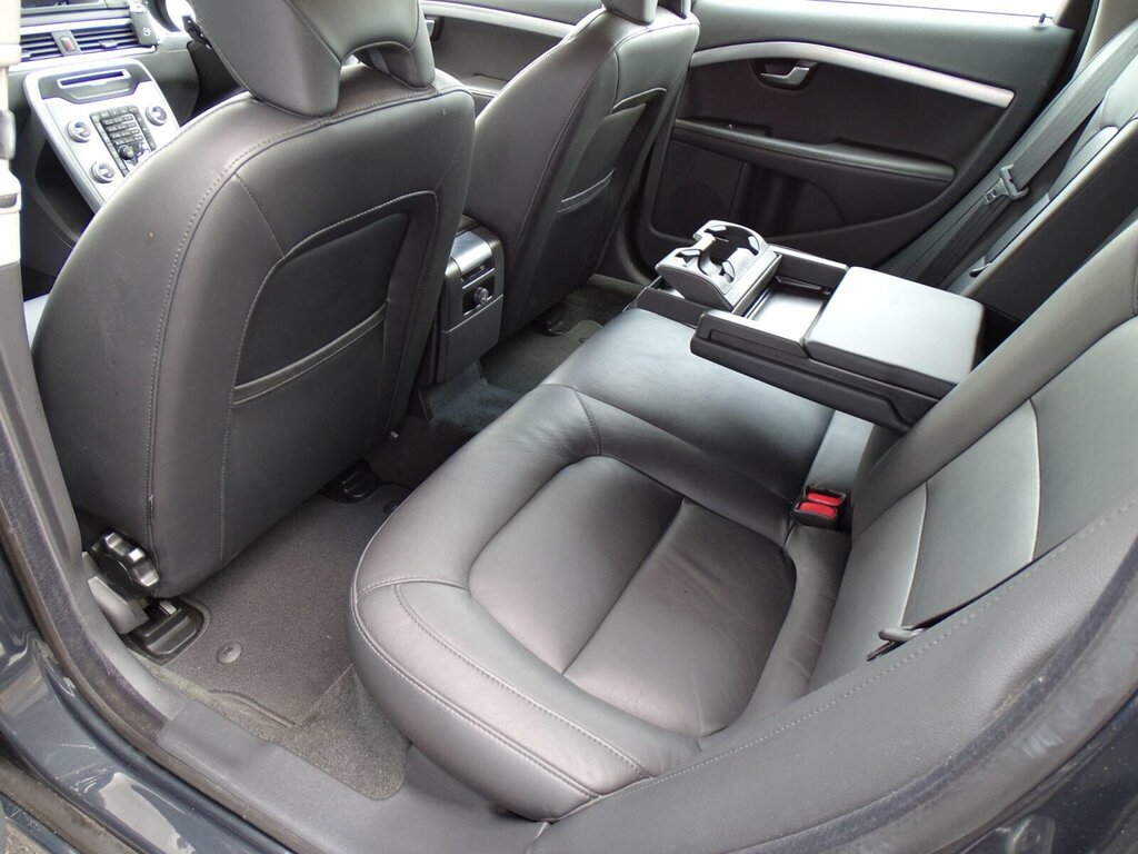 Volvo V70 2.0 D4 Se Lux Euro 6 Ss Silver #32