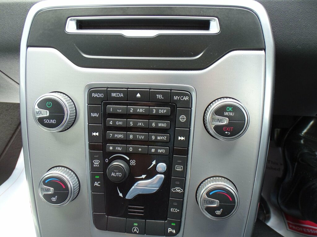 Volvo V70 2.0 D4 Se Lux Euro 6 Ss Silver #35