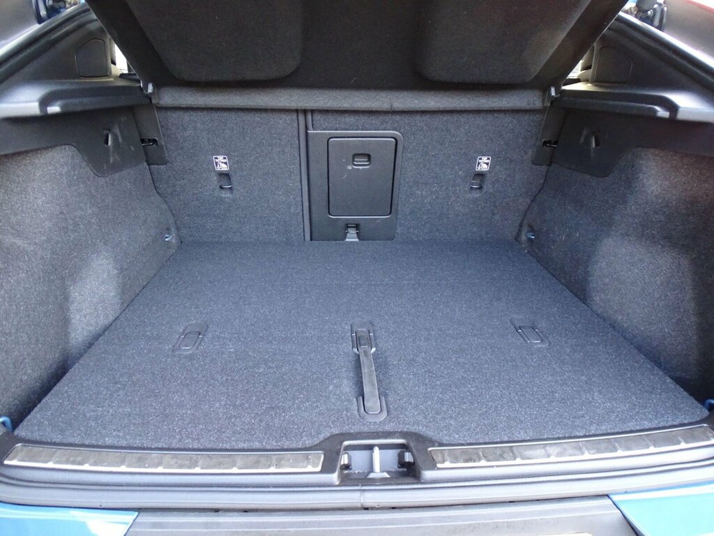 Volvo C40 Twin Recharge 78Kwh Pro Suv Awd Silver #18