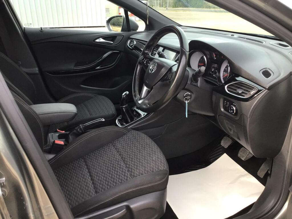 Vauxhall Astra 1.6I Turbo Sri Nav Hatchback Eur Red #40